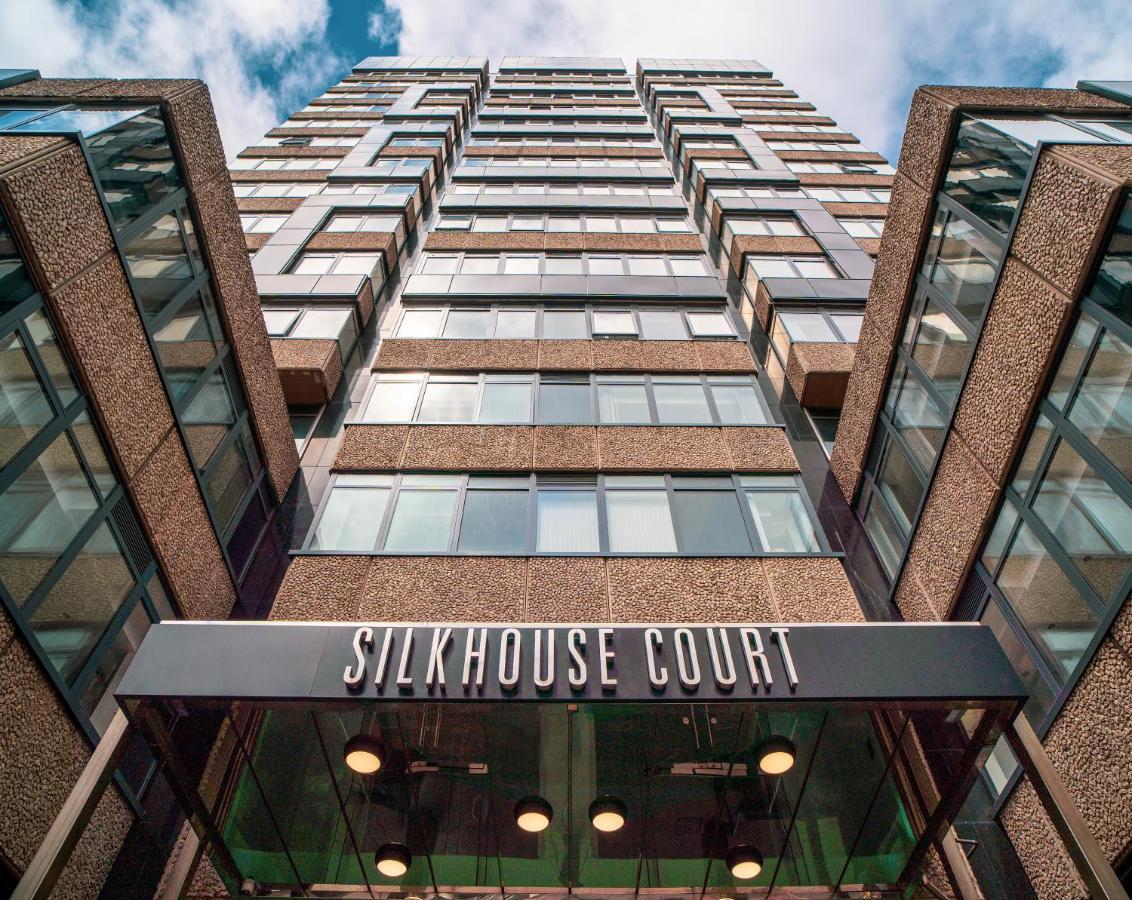 Dream Silkhouse Court *